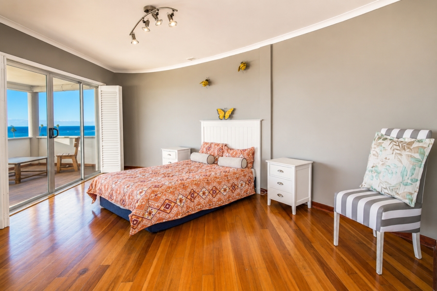 6 Bedroom Property for Sale in Brenton On Sea Western Cape